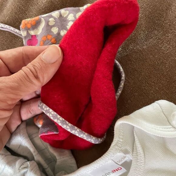 Lot of 13 Items Baby Girls Fall/ Winter Clothing Size 0-3 Months - Picture 10 of 11